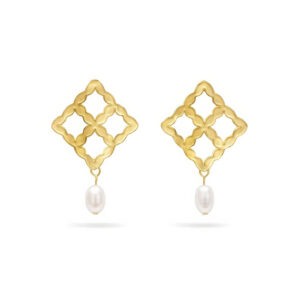 Light and Shadows earrings with a pearl